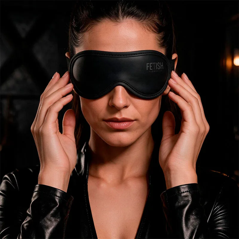 Masque en Cuir Végan Ii avec Doublure en Noprène Fetish Submissive bâillon