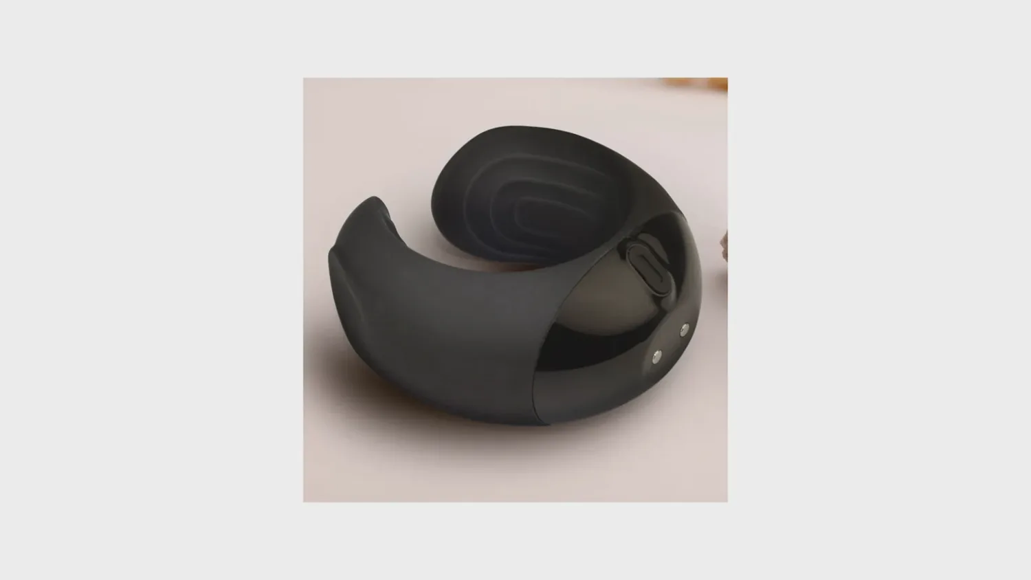 Rocks-Off Echo vu de dessus, avec les nervures intérieures du vibromasseur pour homme