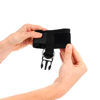 Menottes Kink