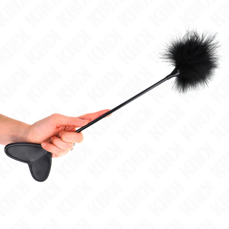 Plumes Tickle avec Pagaie Coeur 31 CM Kink bdsm