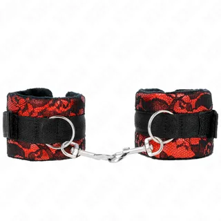 Menottes en dentelle
