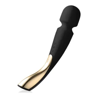 Stimulateur clitoridien Smart Wand Lelo sur fond blanc