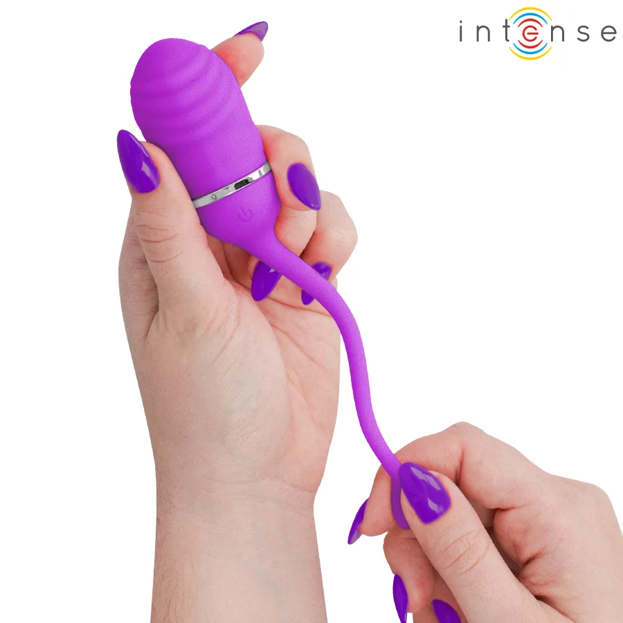 Œuf Vibrant Sookie Intense violet et sa télécommande sans fil, présentés seuls sur fond blanc
