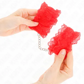 Menottes en dentelle