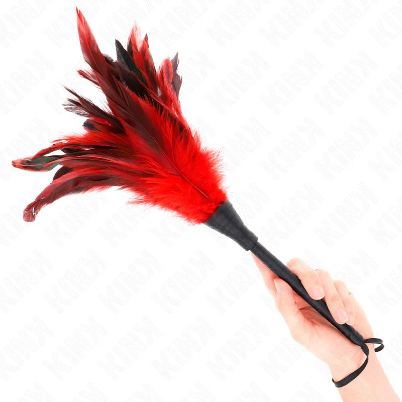 Plumes de Poulet Tickle en Forme de Corne Rouge 36 CM Kink rouge bdsm