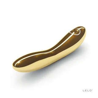 Lelo Inez Or couché, touche de commande visible à l'extrémité