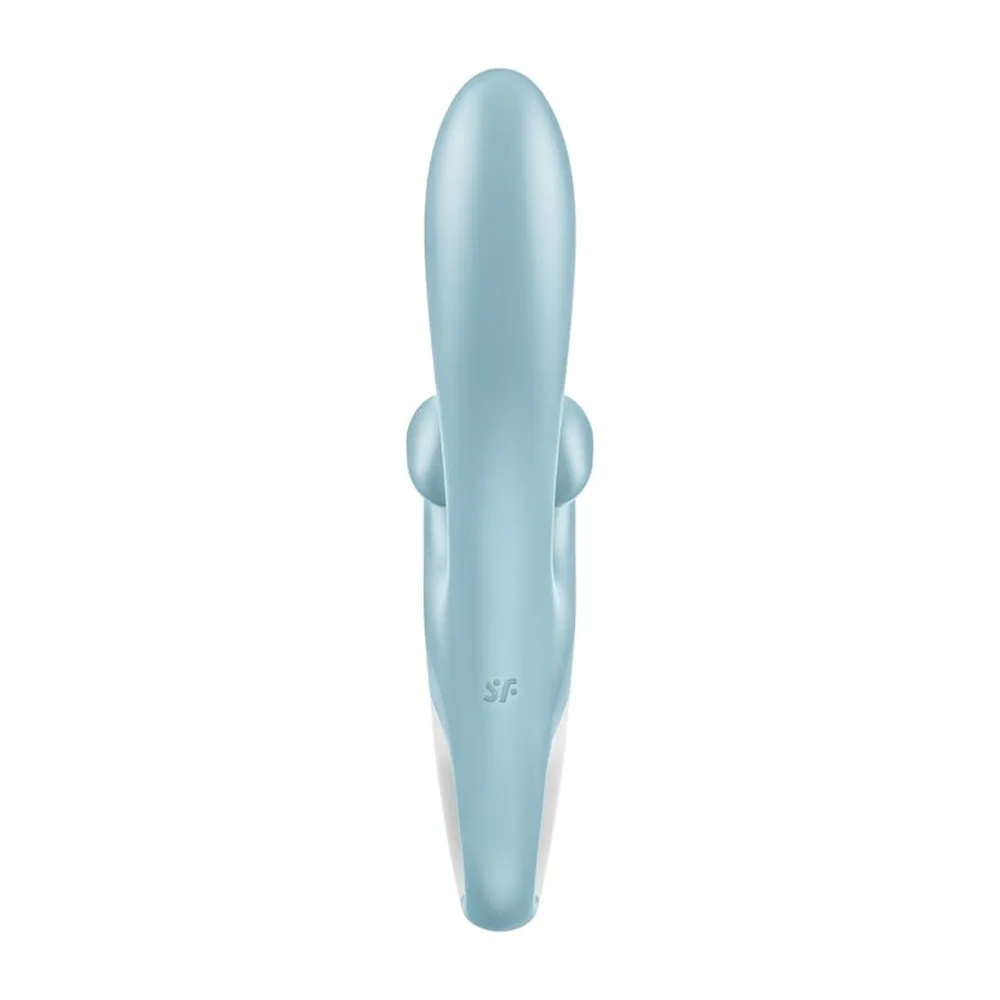 Vibromasseur rabbit en silicone bordeaux avec bras clitoridien bifide incurvé et stimulateur principal fuselé, sur fond blanc