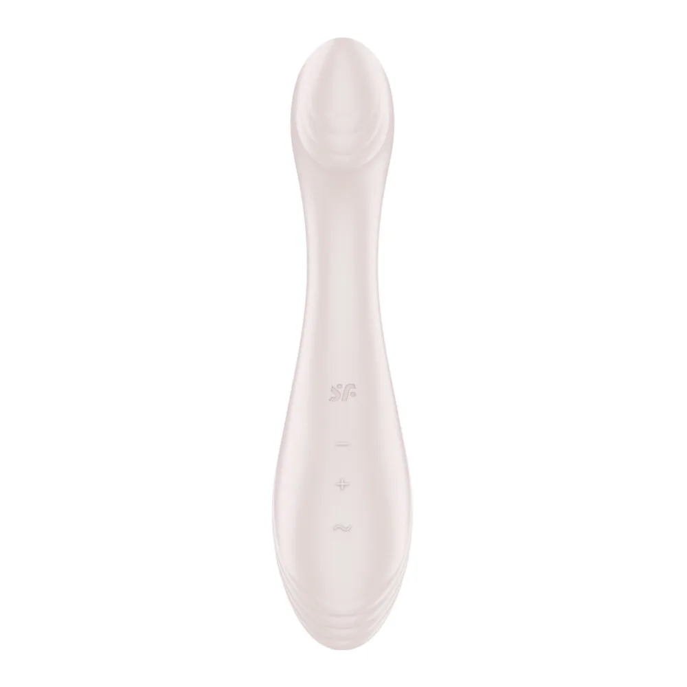 Vibromasseur rose clair à corps courbé et strié, extrémité aplatie arrondie, fond blanc