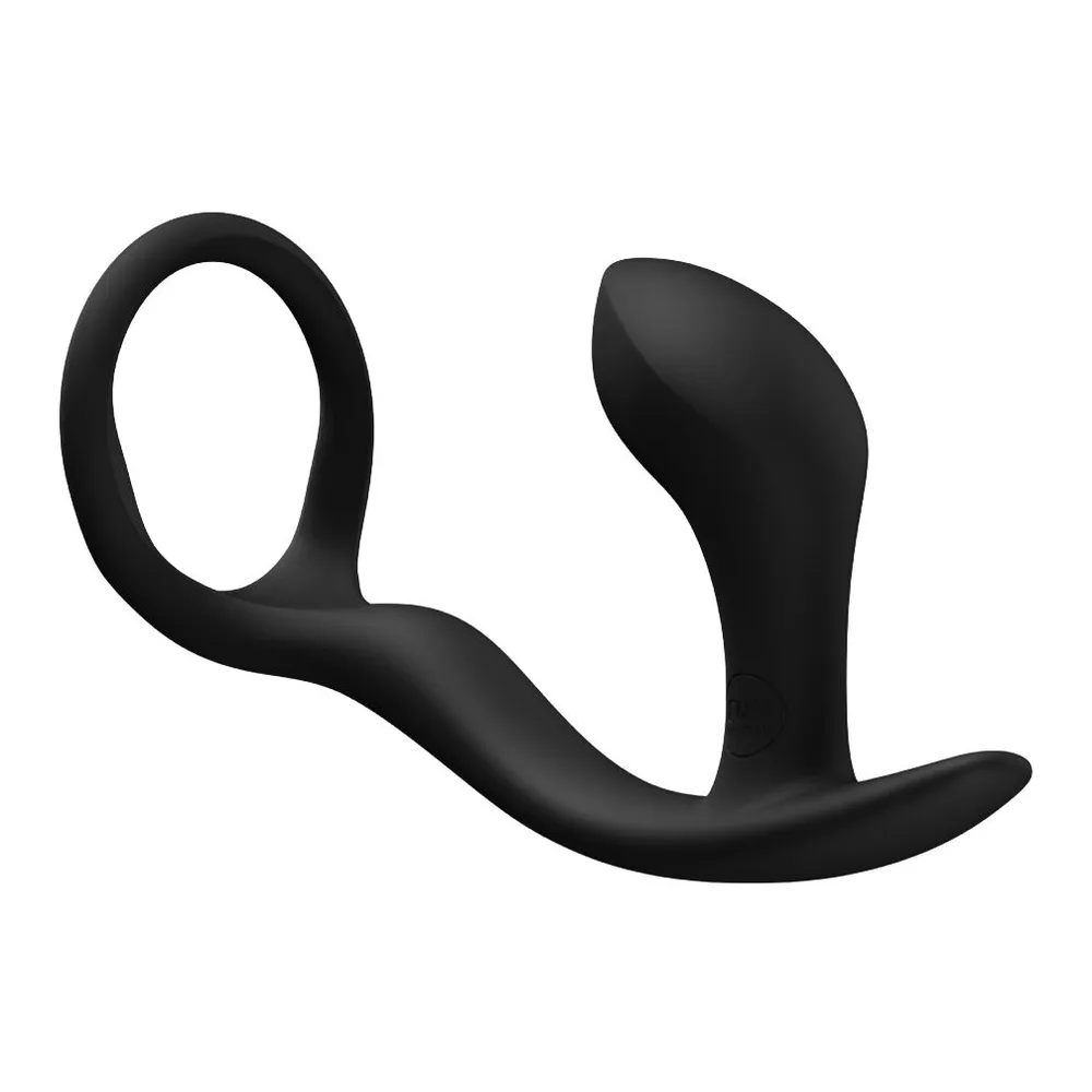 Plug anal noir en silicone avec anneau flexible intégré, forme ergonomique courbée, vue de trois quarts sur fond blanc