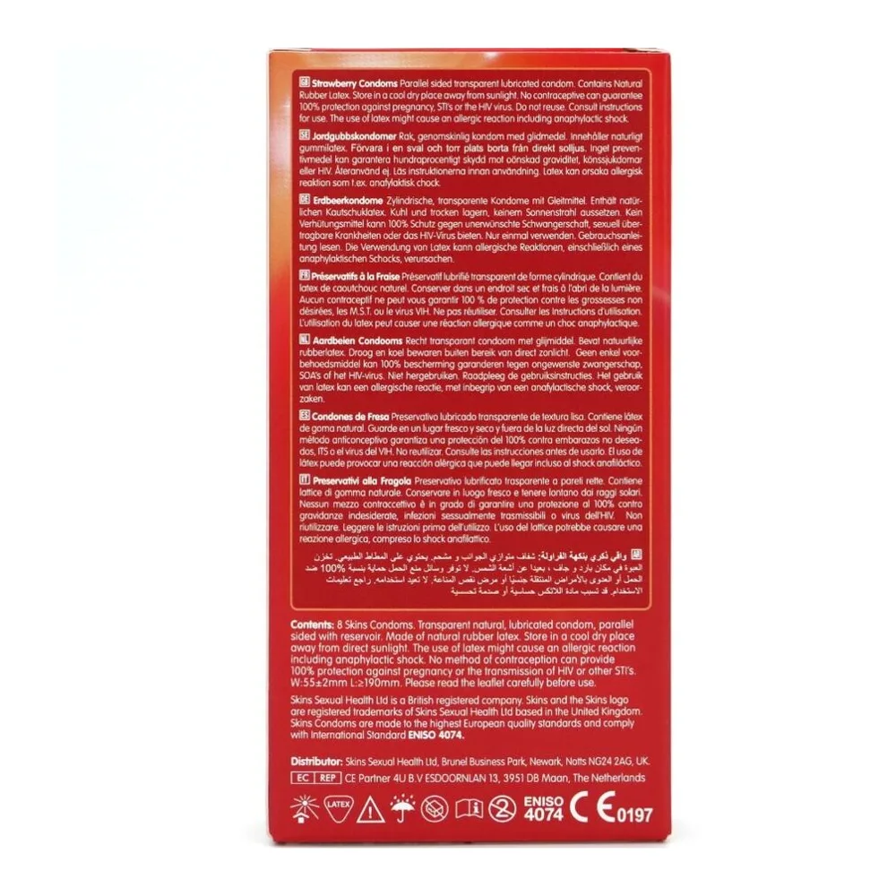 Boîte rouge de préservatifs aromatisés fraise avec emballage rectangulaire et texte informatif sur plusieurs langues