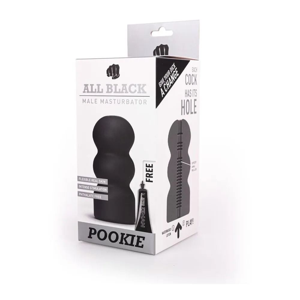 Masturbateur noir en silicone avec trois renflements successifs, formes arrondies et lisses, sur fond blanc neutre