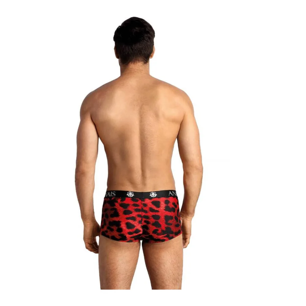 Boxer Savage à motif léopard rouge et noir avec bande élastique noire marquée du logo Anais, porté