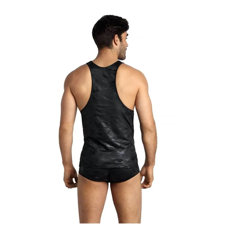 Débardeur noir homme en microfibre extensible à imprimé militaire ton sur ton, porté avec un boxer assorti de la marque Anaïs, sur fond blanc