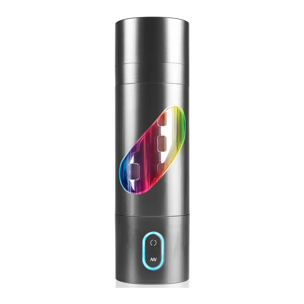 Masturbateur cylindrique en métal gris avec logo dégradé arc-en-ciel, bouton de contrôle luminescent à la base, fond blanc