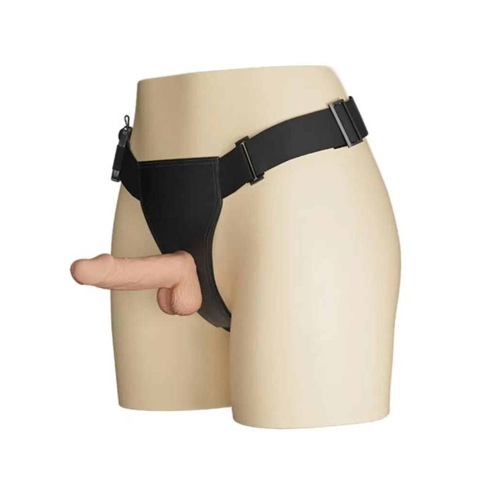 Harnais-culotte noir en vinyle avec sangle ajustable, équipé d'un gode réaliste chair de 19,4 cm, présenté sur mannequin de démonstration