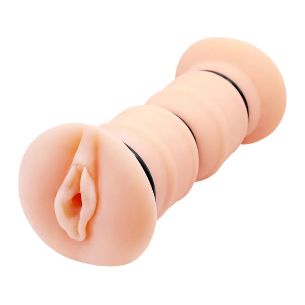 Masturbateur cylindrique en silicone chair avec trois sections texturées, extrémité en forme réaliste, anneaux de serrage visibles, base ronde