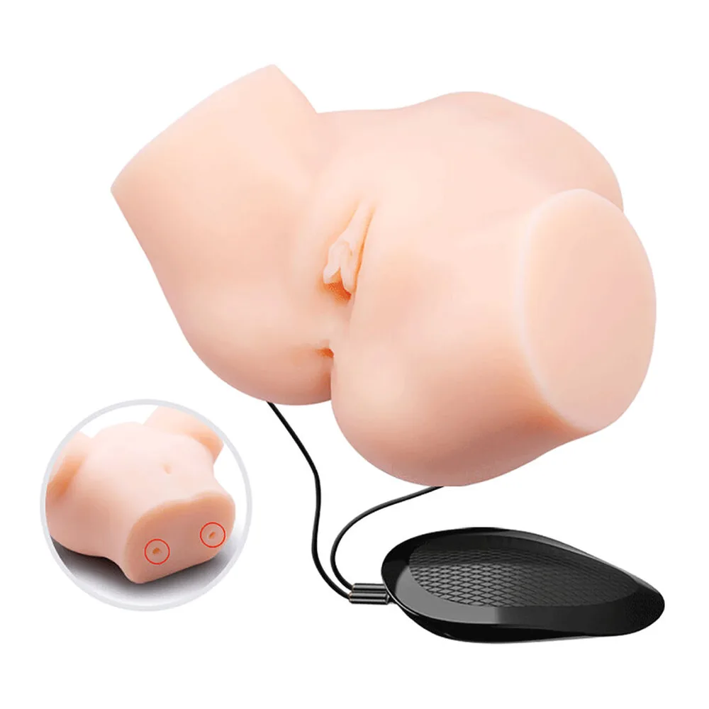 Masturbateur réaliste en silicone beige clair avec deux cavités ouvertes, versé d'eau par une main pour montrer sa porosité