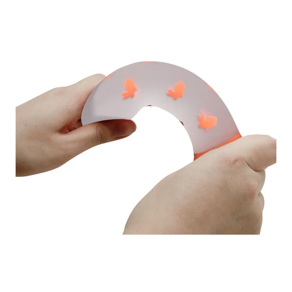 Schéma dimensionnel d'un gode en silicone gris clair avec détails orange phosphorescents et base ventouse orange, 33 mm de largeur et 170 mm de hauteur