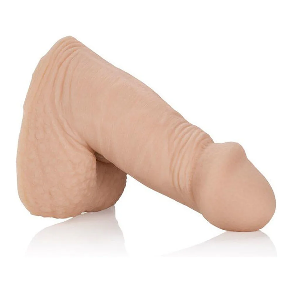 Packer en TPR souple beige chair, deux formats de tailles différentes, l'un avec testicules intégrés et l'autre plus compact, sur fond blanc