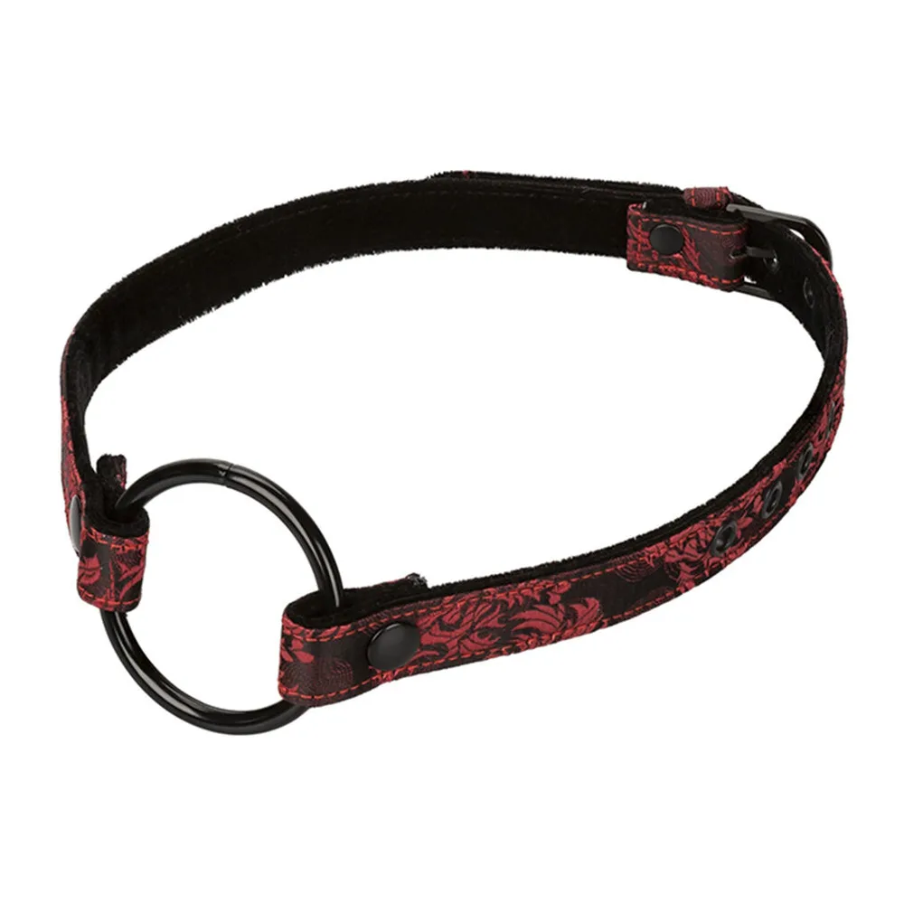 Bâillon à anneau noir avec sangle en jacquard rouge et noir motifs damassé, doublure en velours noir, boucle de réglage visible