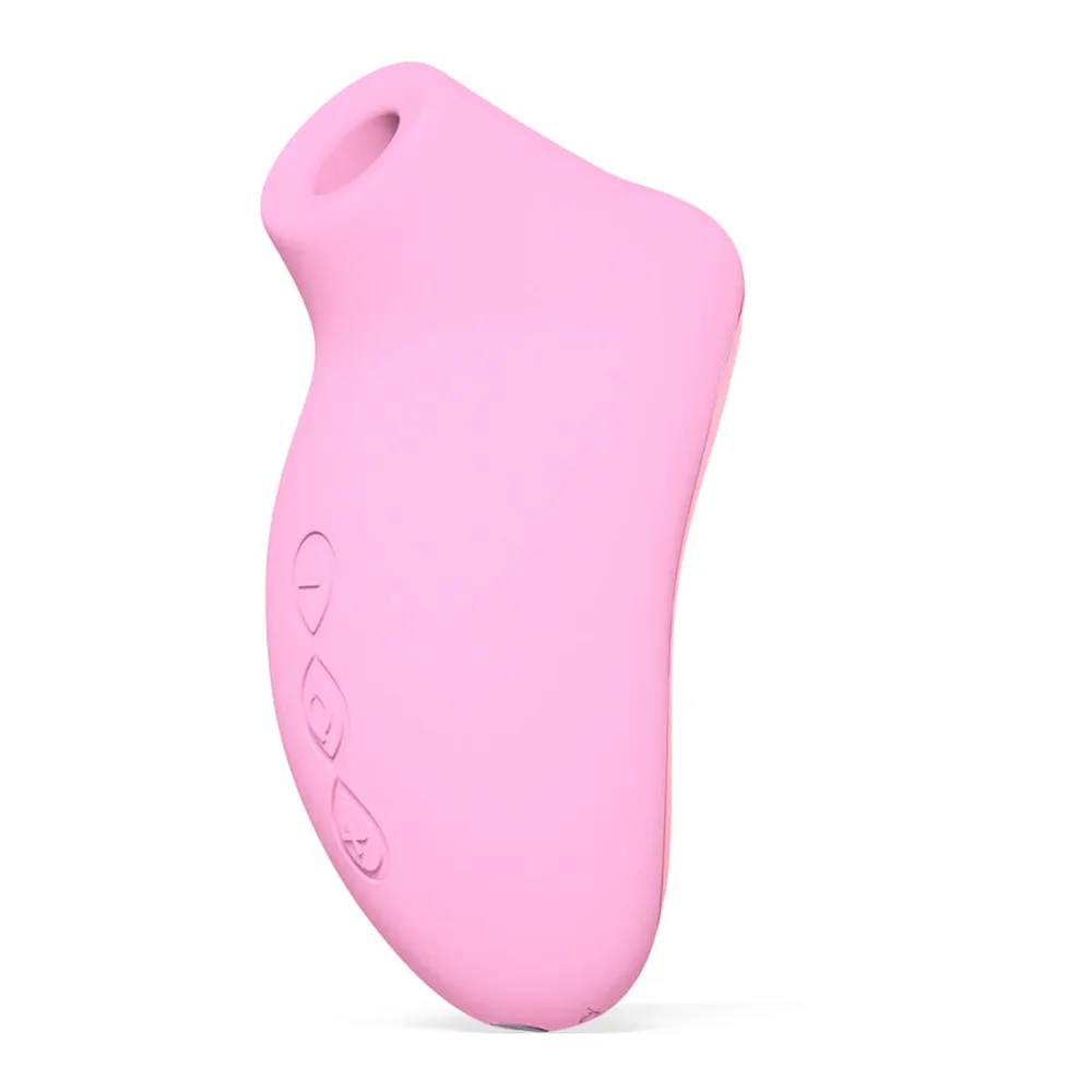 Stimulateur clitoridien Sona 2 Travel rose en silicone, avec dôme translucide et embout arrondi, sur fond blanc