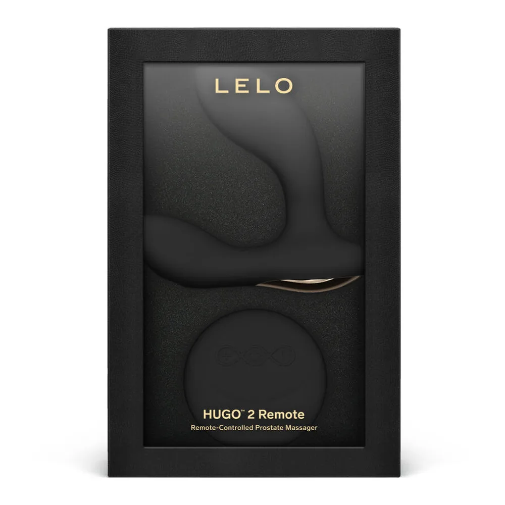 Stimulateur de prostate noir en silicone avec tête courbe, accompagné d'une télécommande sphérique noire portant un logo, sur fond blanc