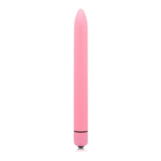Vibromasseur rose pâle de forme allongée et effilée, corps lisse en silicone avec anneau de commande noir à la base, sur fond blanc