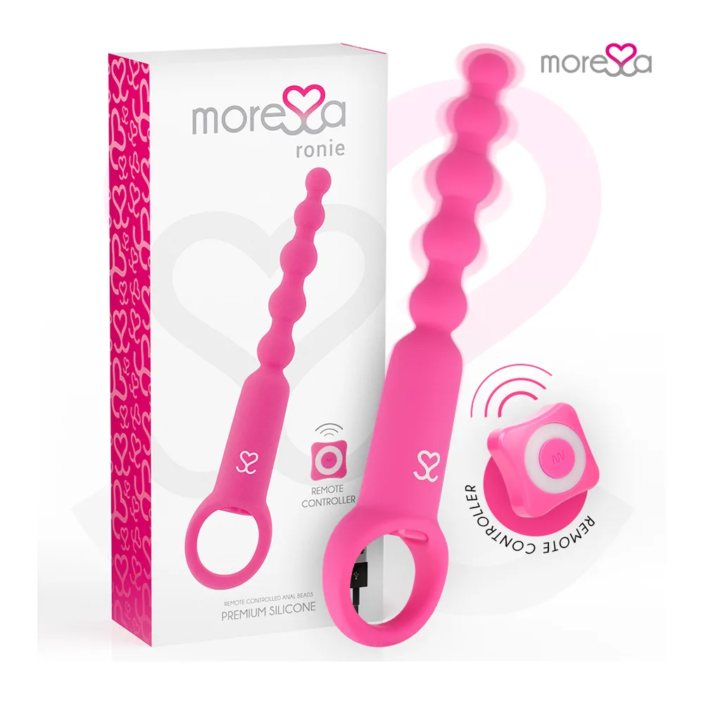 Quatre chapelet anals rose vif en silicone avec perles progressives et base élargie, deux dotés de boucles de retrait et deux de poignées, sur fond blanc dégradé rose