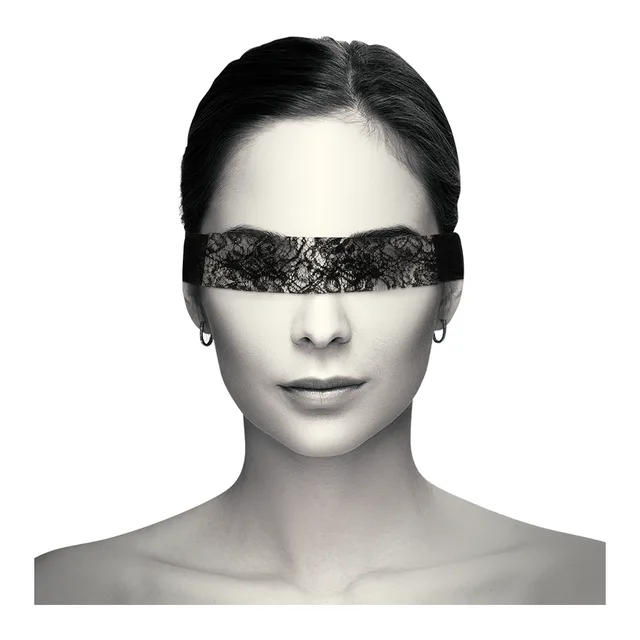 Masque en Dentelle avec ruban