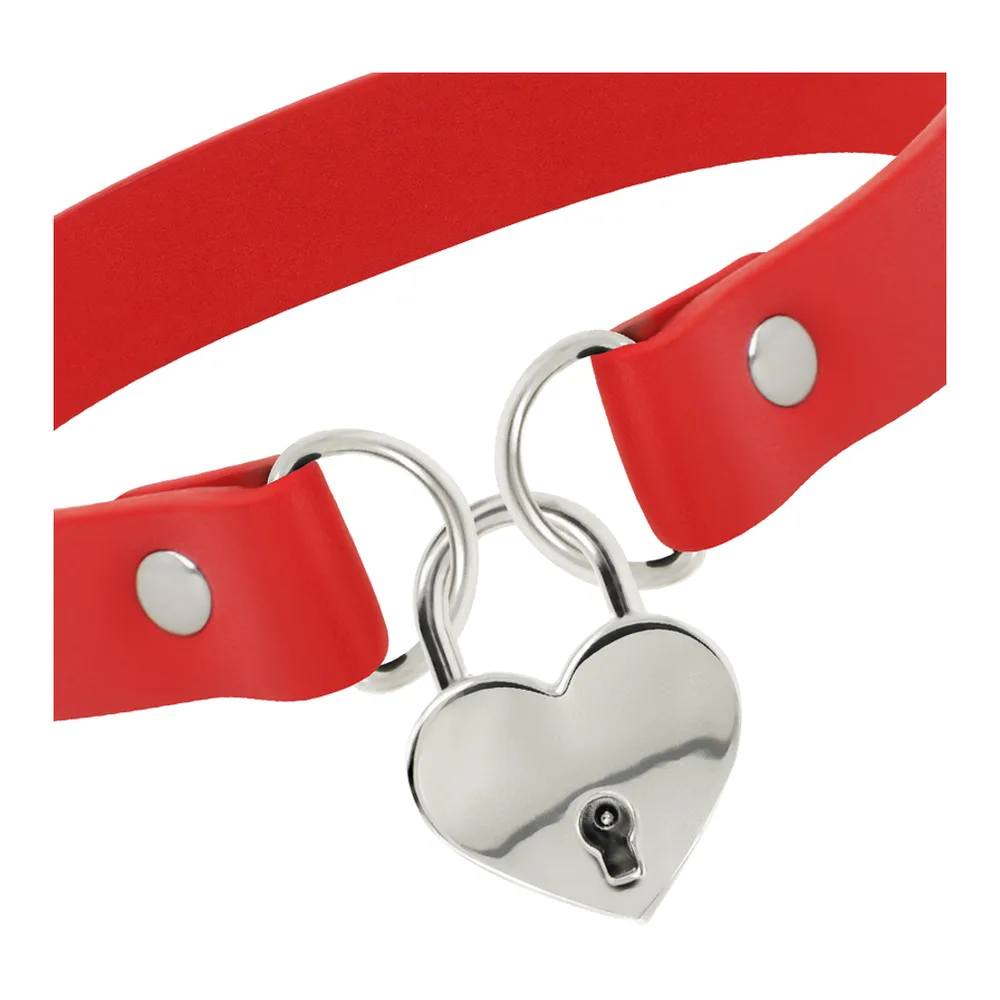 Collier en Cuir Vegan avec Accessoire Coeur avec Cl?