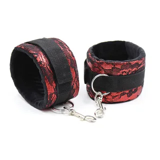 Menottes velours rouge dentelle noire anneaux ajustables, autre vue 5