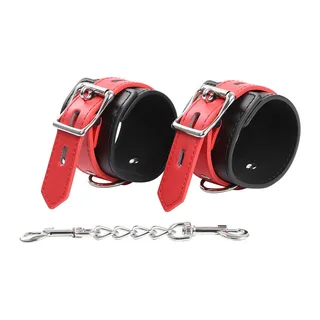 Menottes poignets cuir rouge et noir, ajustables, autre vue 3