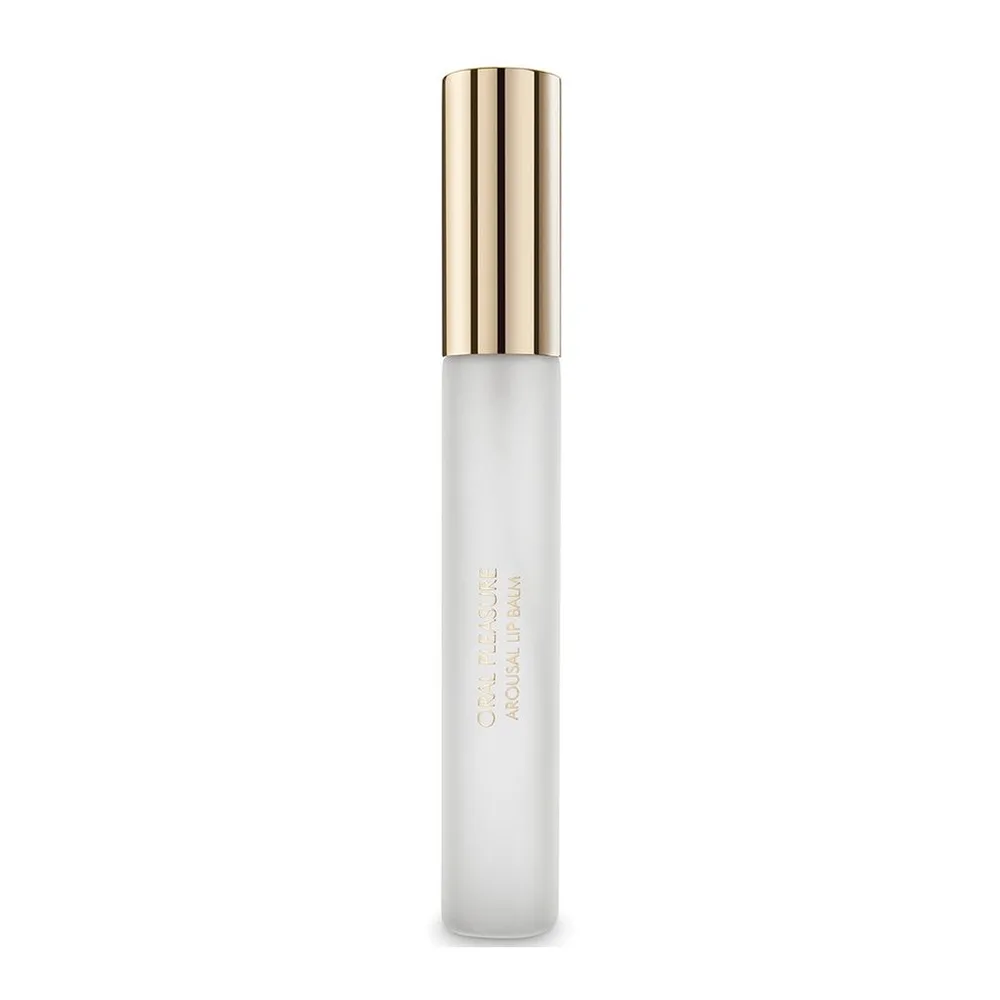 Gloss dans un tube blanc givré avec capuchon doré cannelé, vue de face sur fond blanc