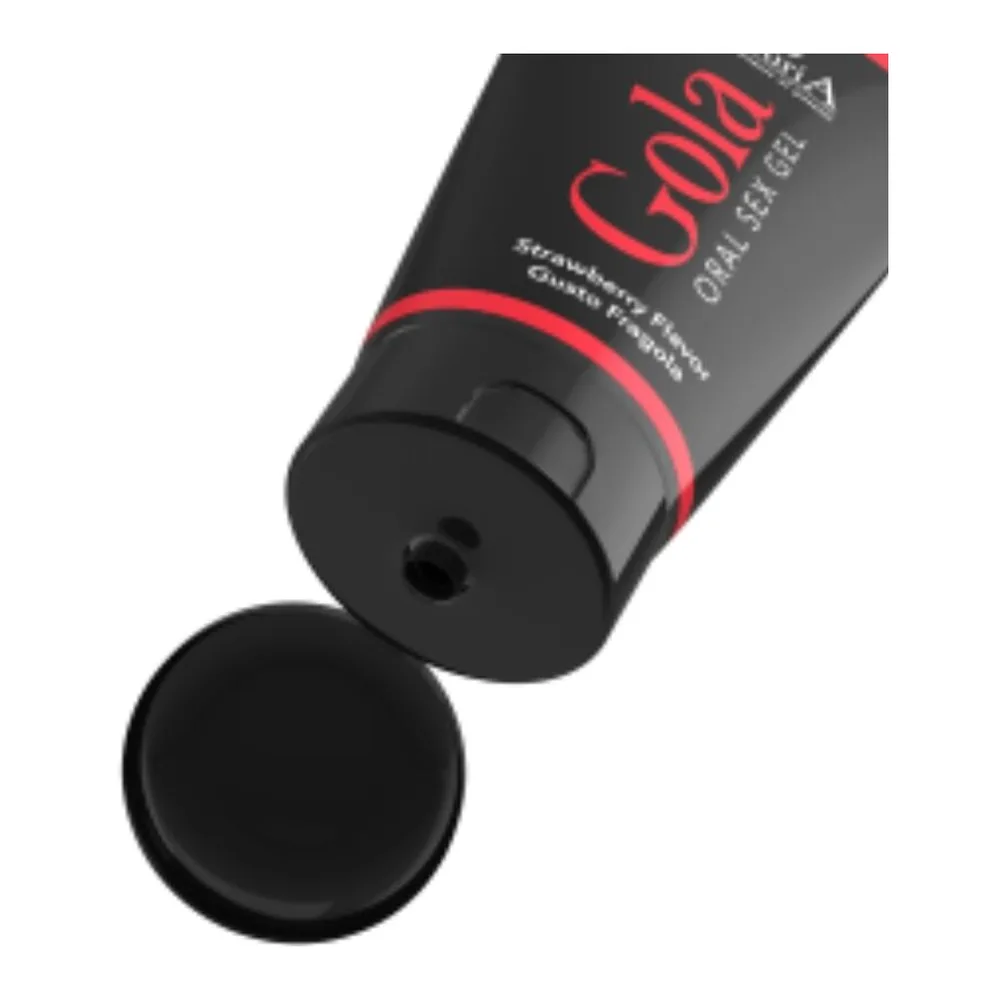Flacon noir de gel comestible à saveur fraise, bouchon ouvert avec produit qui s'écoule, étiquette rouge et noire