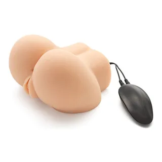 Masturbateur chair en silicone avec deux ouvertures, accompagné d'une boule vibrante noire pourvue d'un câble de commande, sur fond blanc
