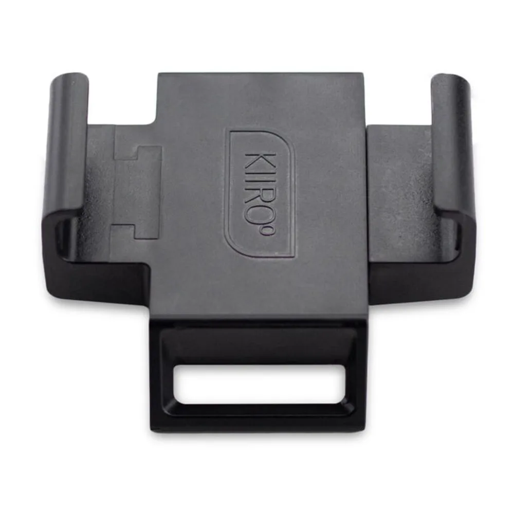 Support de téléphone noir Kiiroo Keon avec fixation à pince et bracelet élastique noir avec logo Kiiroo, sur fond blanc