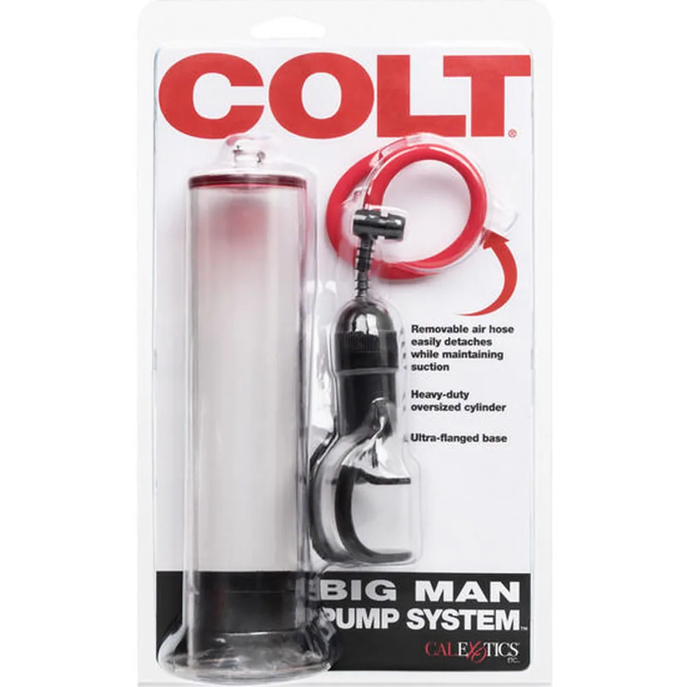 Pompe à pénis avec cylindre transparent de 30 cm de long, tube courbe rouge et pompe manuelle noire à deux palettes, sur fond blanc