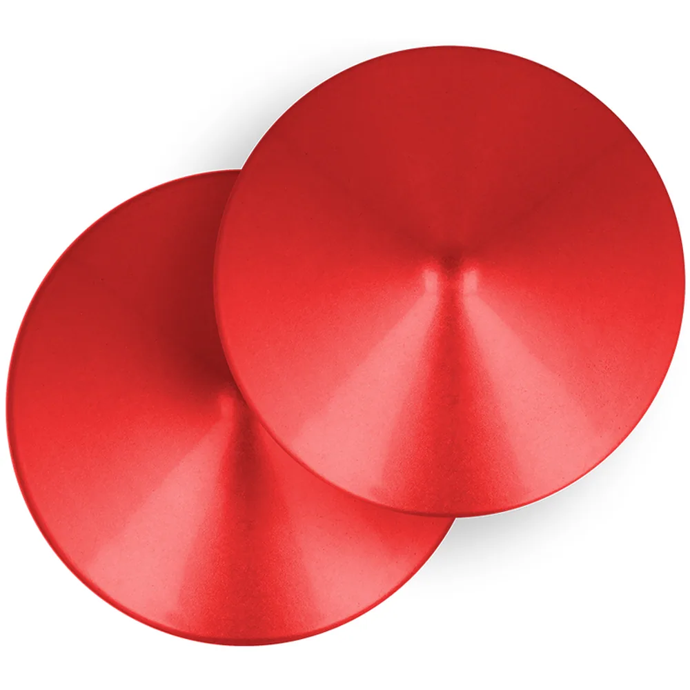 Paire de pinces à tétons en métal rouge avec embouts coniques lisses, présentées sur fond blanc