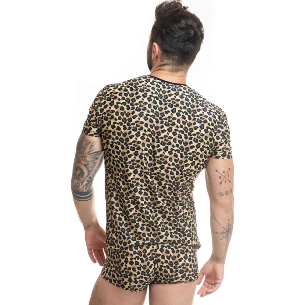 T-shirt col rond à manches courtes avec imprimé léopard noir sur fond beige, encolure et finitions bord côte noir