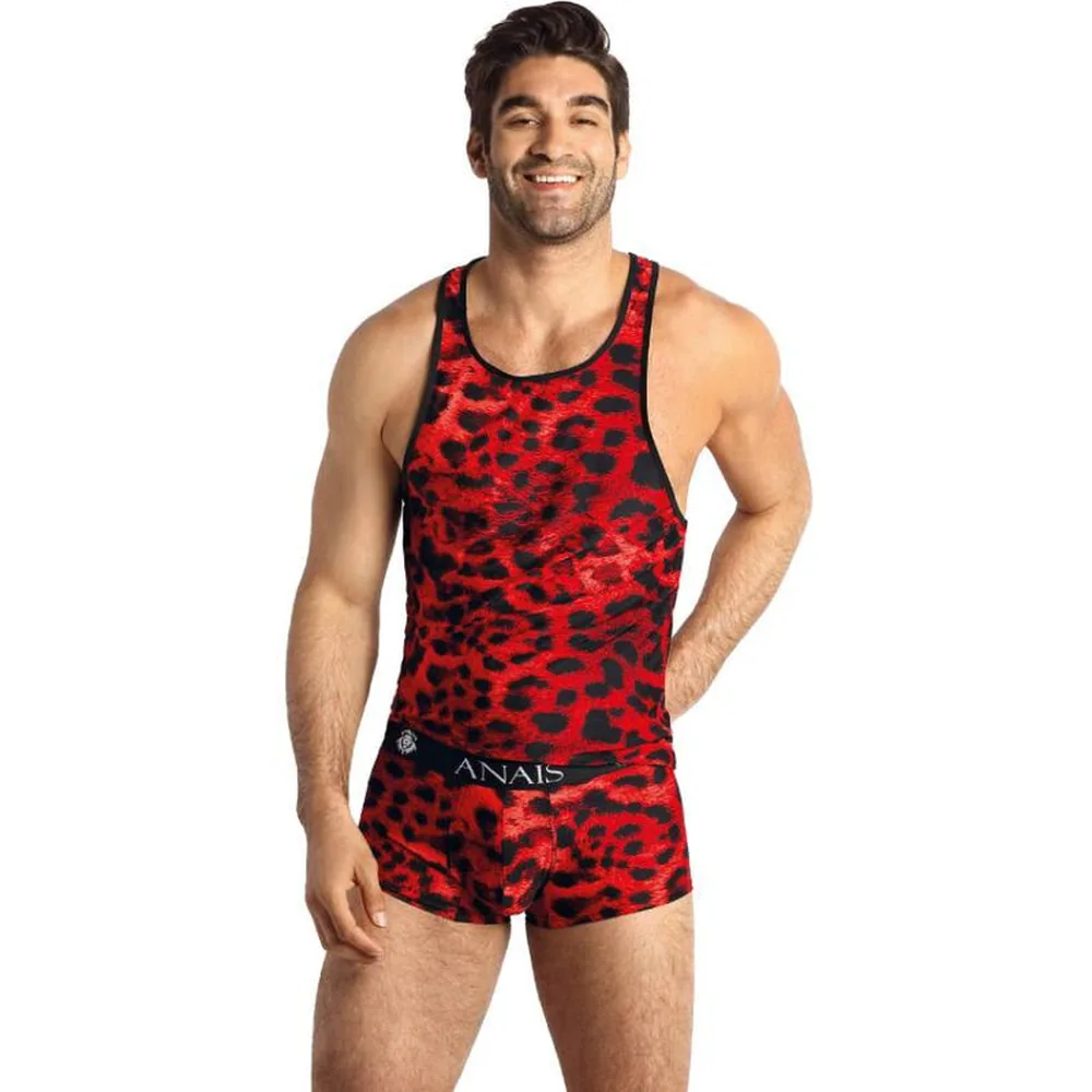 Débardeur homme porté de dos, motif léopard rouge et noir, encolure dégagée, microfibre extensible