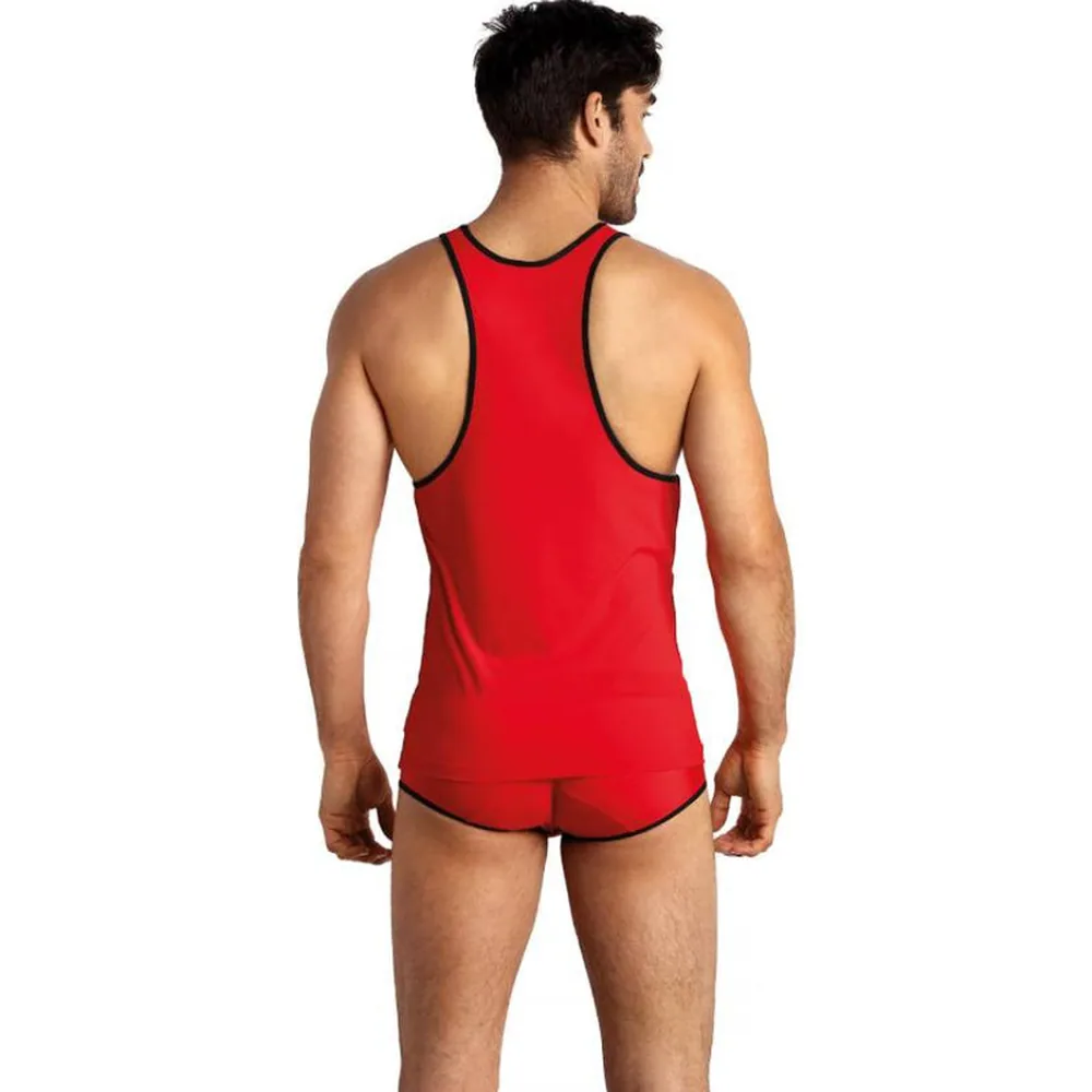 Débardeur en microfibre rouge à bordures noires, col rond et emmanchures épaisses, porté avec un slip rouge et noir de la marque Anaïs