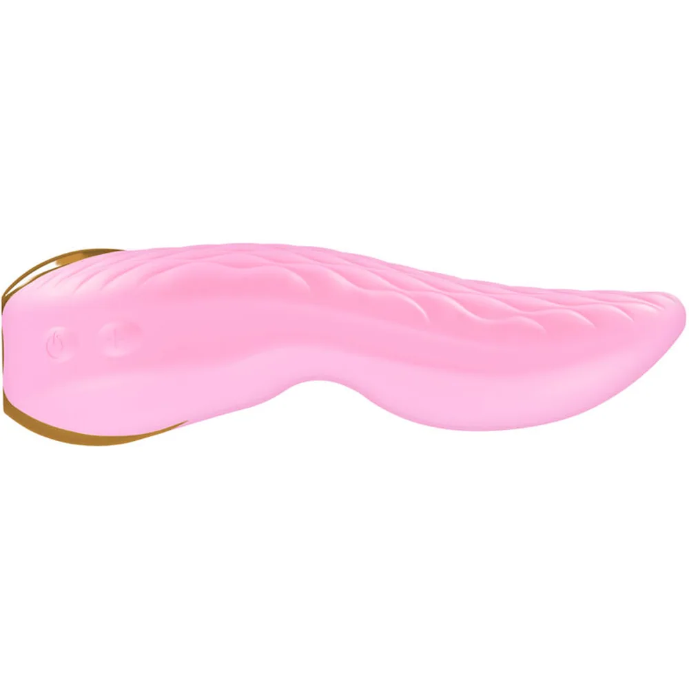 Vibromasseur rose en silicone avec motif de nervures, commande dorée gravée en relief, deux branches arrondies, sur fond blanc