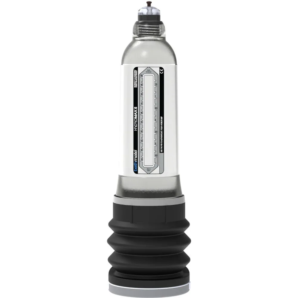Pompe à pénis Hydromax 8 avec cylindre transparent et base noire nervurée, capuchon noir sur le haut, fond blanc